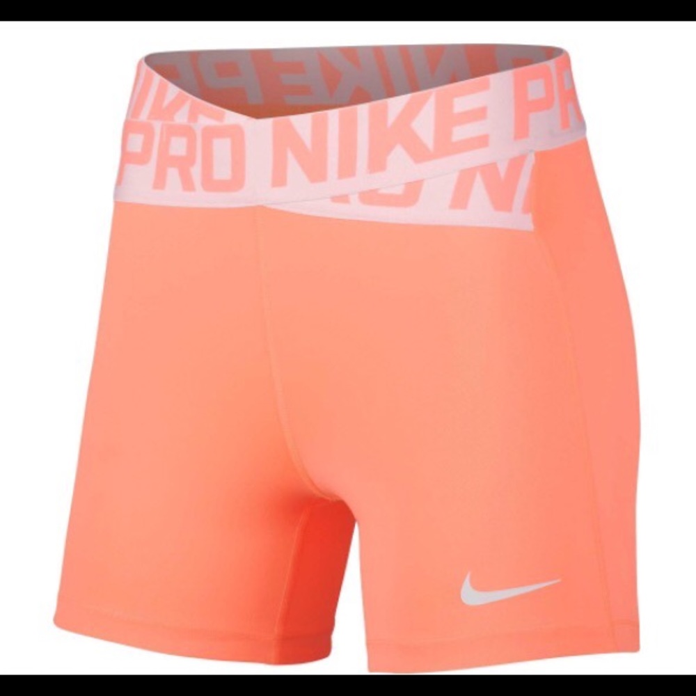 Nike Pro Intertwist shorts